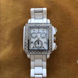 Lightly used women’s Geneva watches.